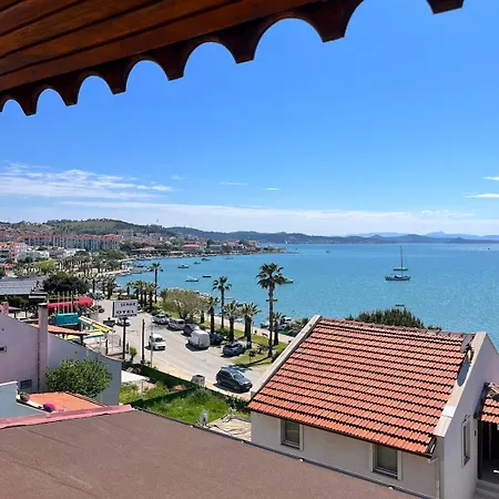 Scenic Cunda View Duplex With Terrace Near Nyaraló Ayvalı