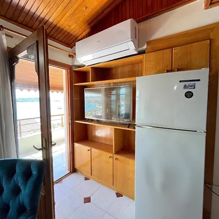 Scenic Cunda View Duplex With Terrace Near Ayvalı